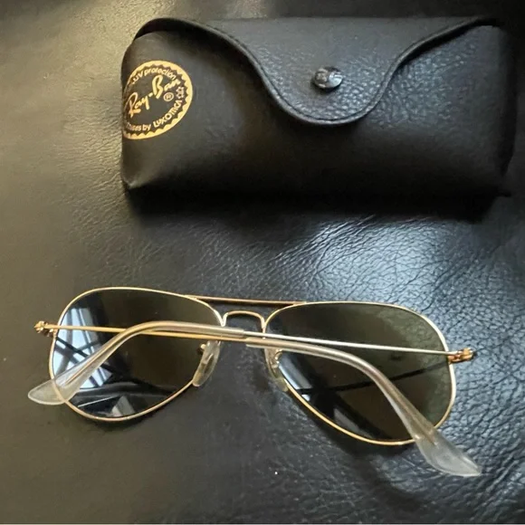 Ray Ban sunglasses with case - Picture 2 of 6